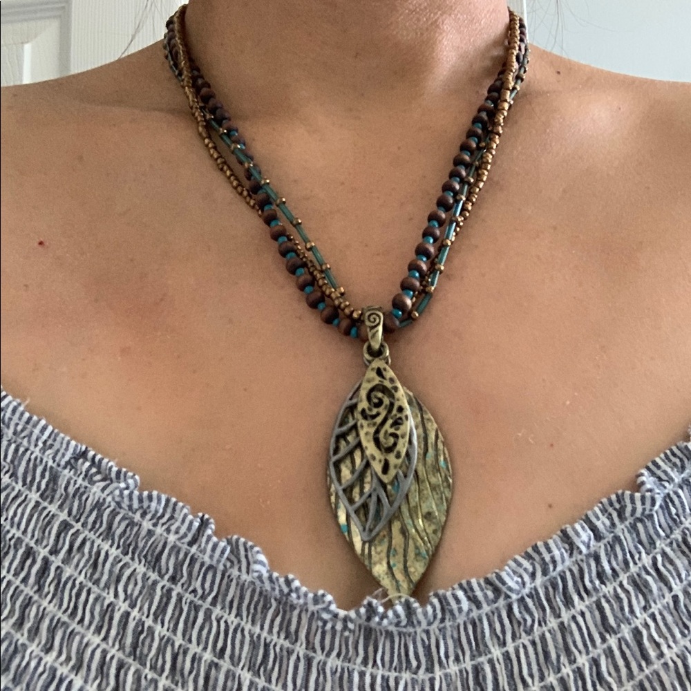 Necklace - Picture 3 of 3